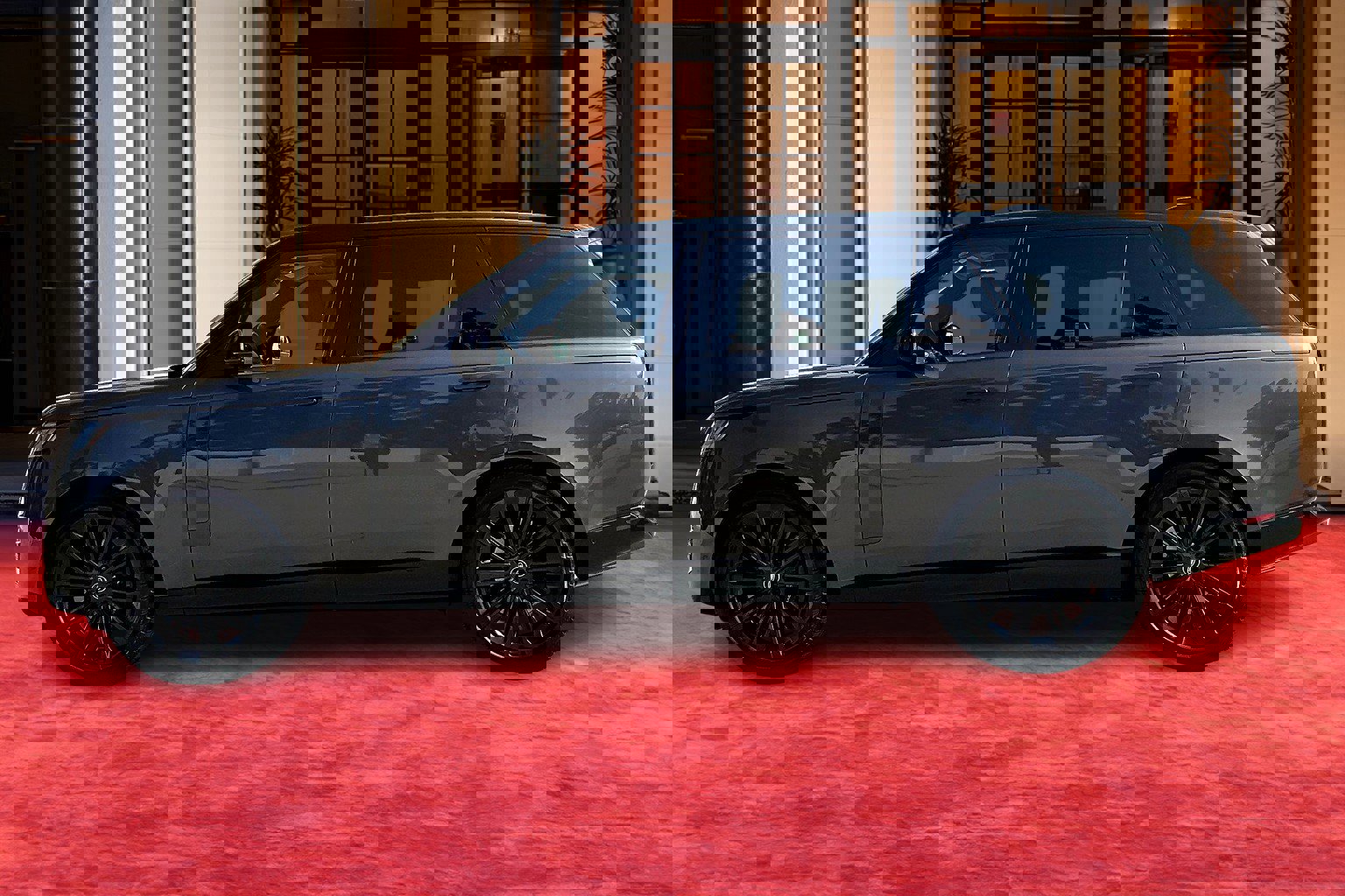 2022 Land Rover Range Rover First Edition photo 12