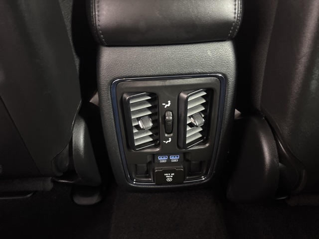 2022 Jeep Cherokee Limited photo 19