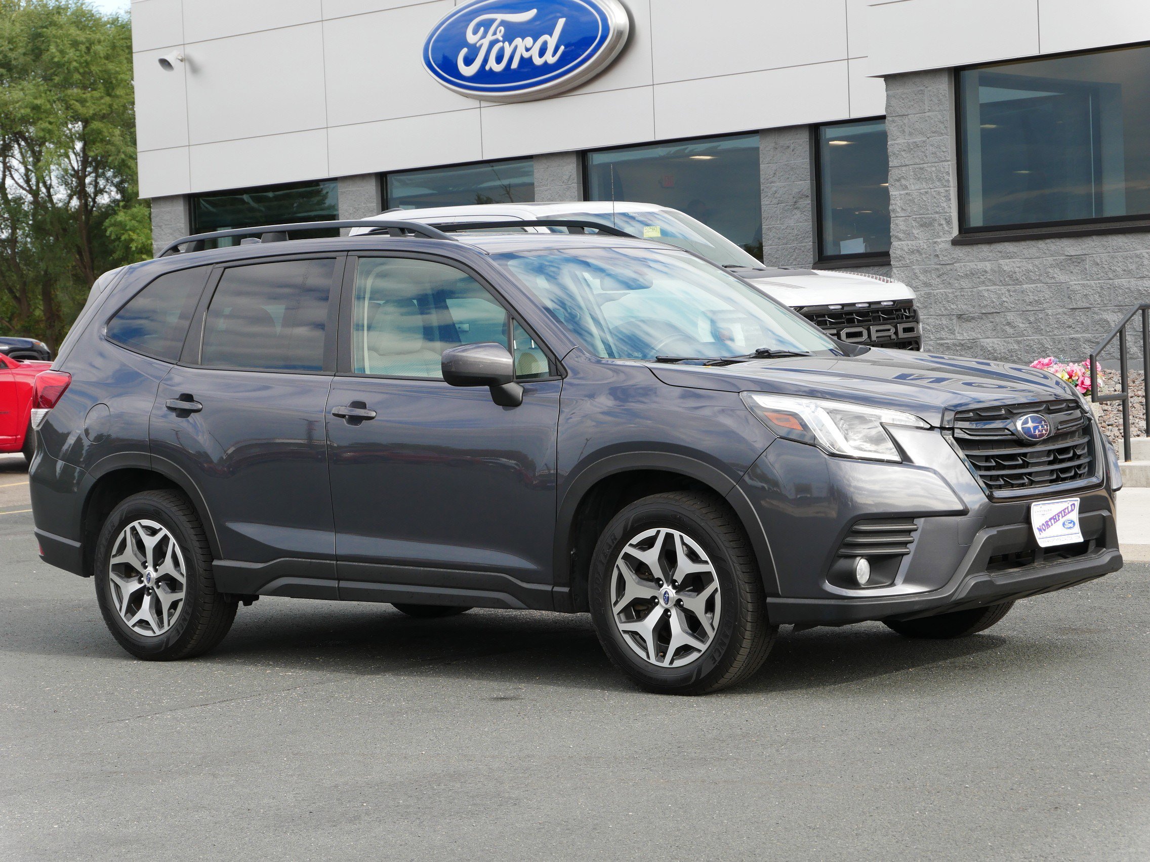 Used 2022 Subaru Forester Premium with VIN JF2SKAEC8NH486580 for sale in Northfield, Minnesota