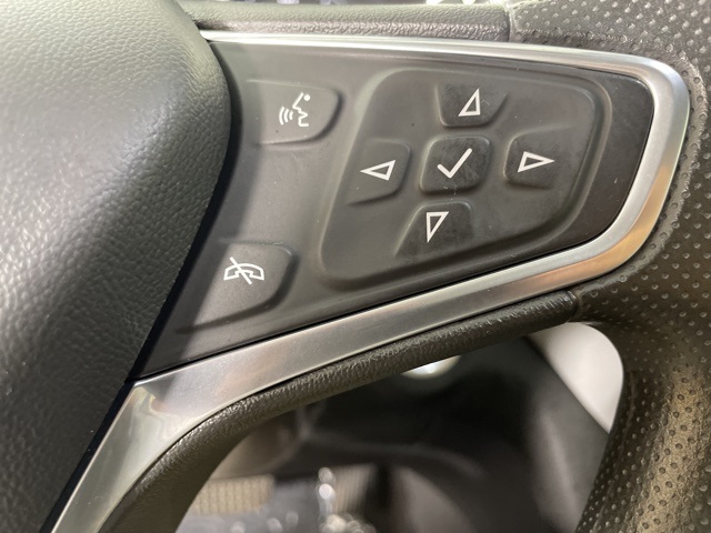 2023 Chevrolet Equinox LS photo 23