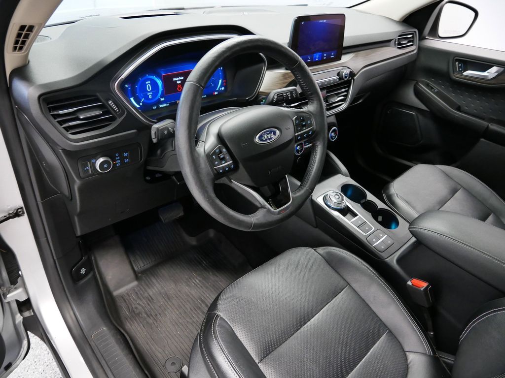 Used 2020 Ford Escape Titanium with VIN 1FMCU9J9XLUA41912 for sale in Coon Rapids, Minnesota