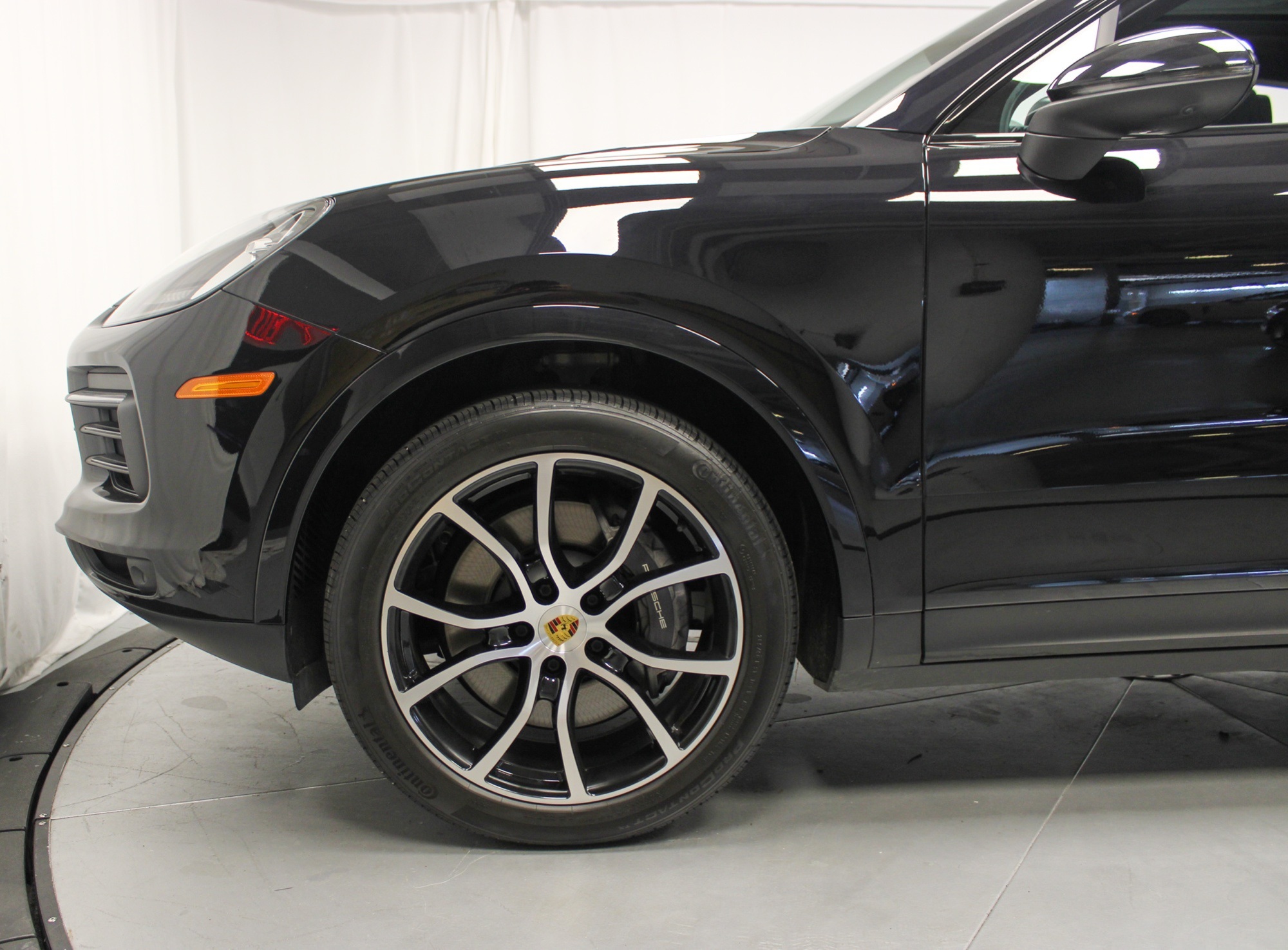 2022 Porsche Cayenne Coupe photo 13