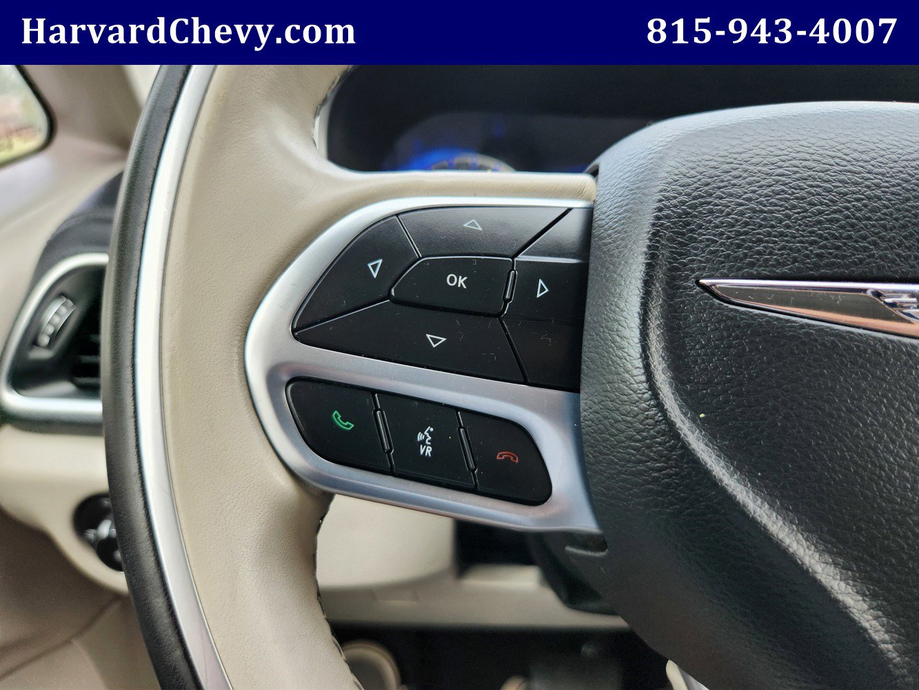 2020 Chrysler Pacifica Limited photo 22