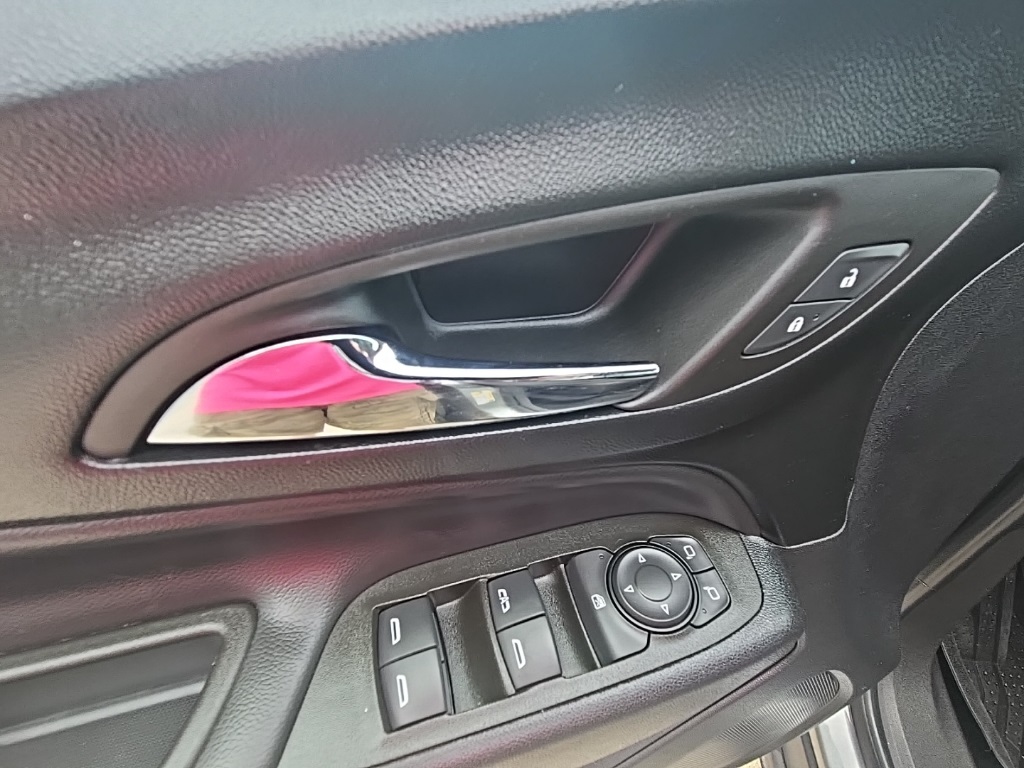2023 Chevrolet Equinox LT photo 23