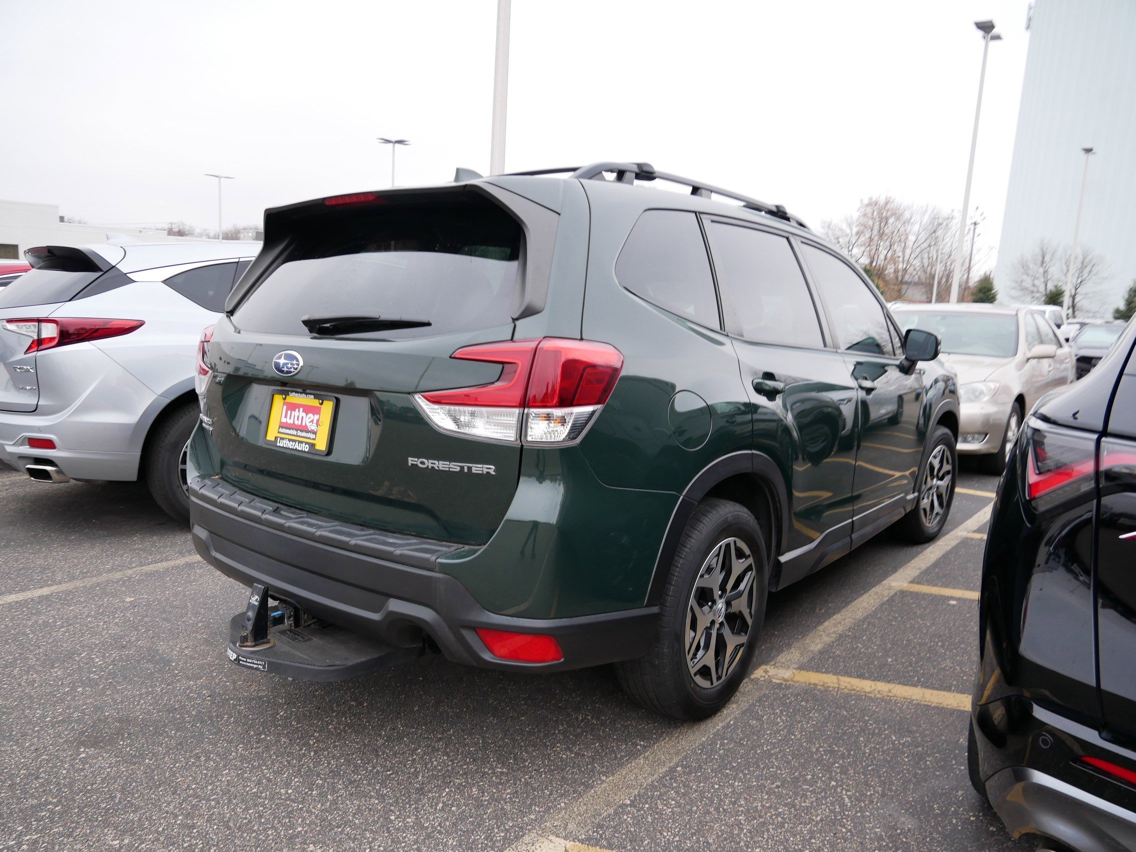2022 Subaru Forester Premium photo 3