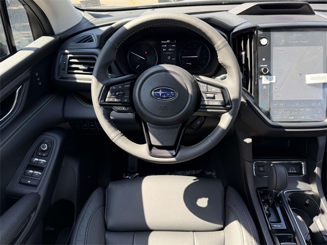 2025 Subaru Ascent Onyx Edition Touring photo 15