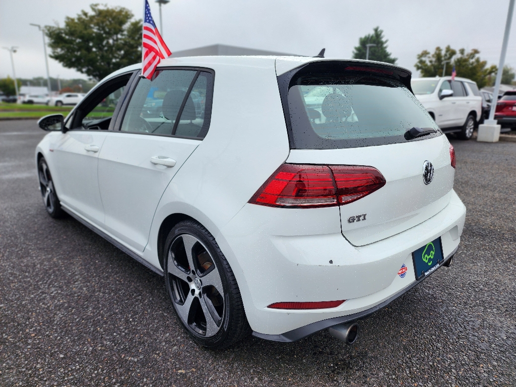 2018 Volkswagen Golf GTI S photo 13