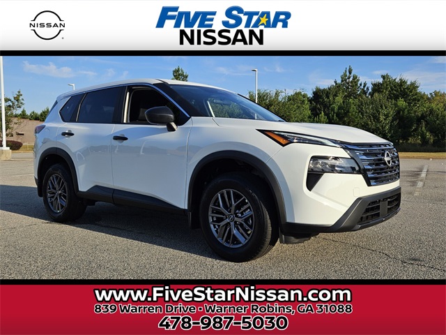 2026 Nissan Rogue S's photo