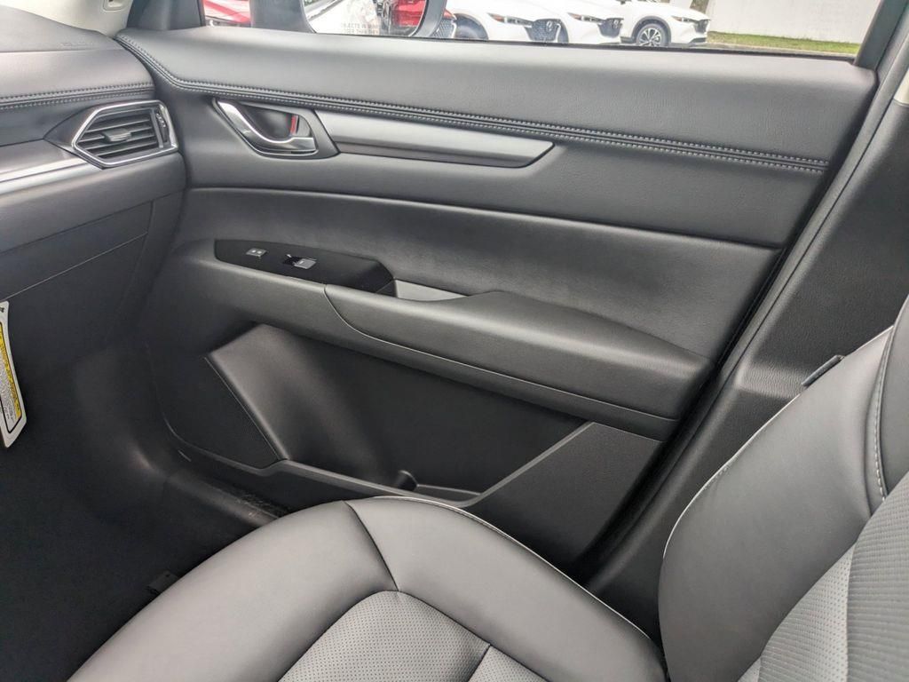 2025 Mazda CX-5 2.5 Select photo 14