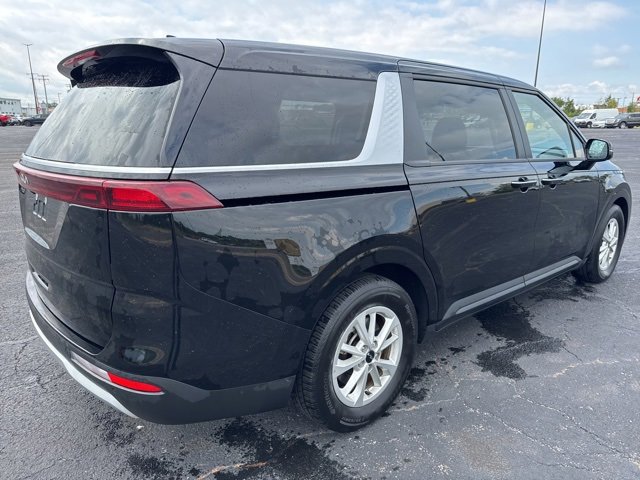 2024 Kia Carnival LX photo 4