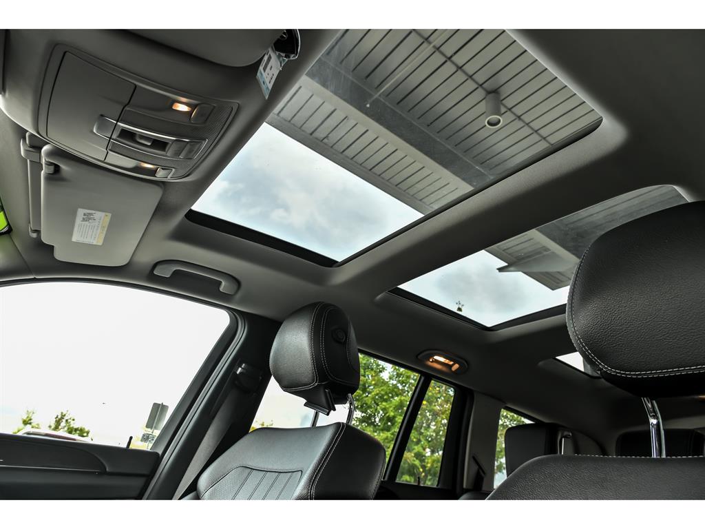 2014 Mercedes Benz GL 450 photo 9