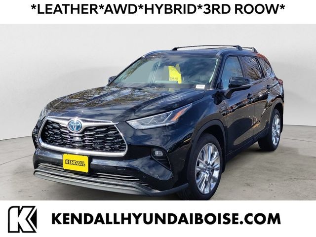 2023 Toyota Highlander Limited's photo