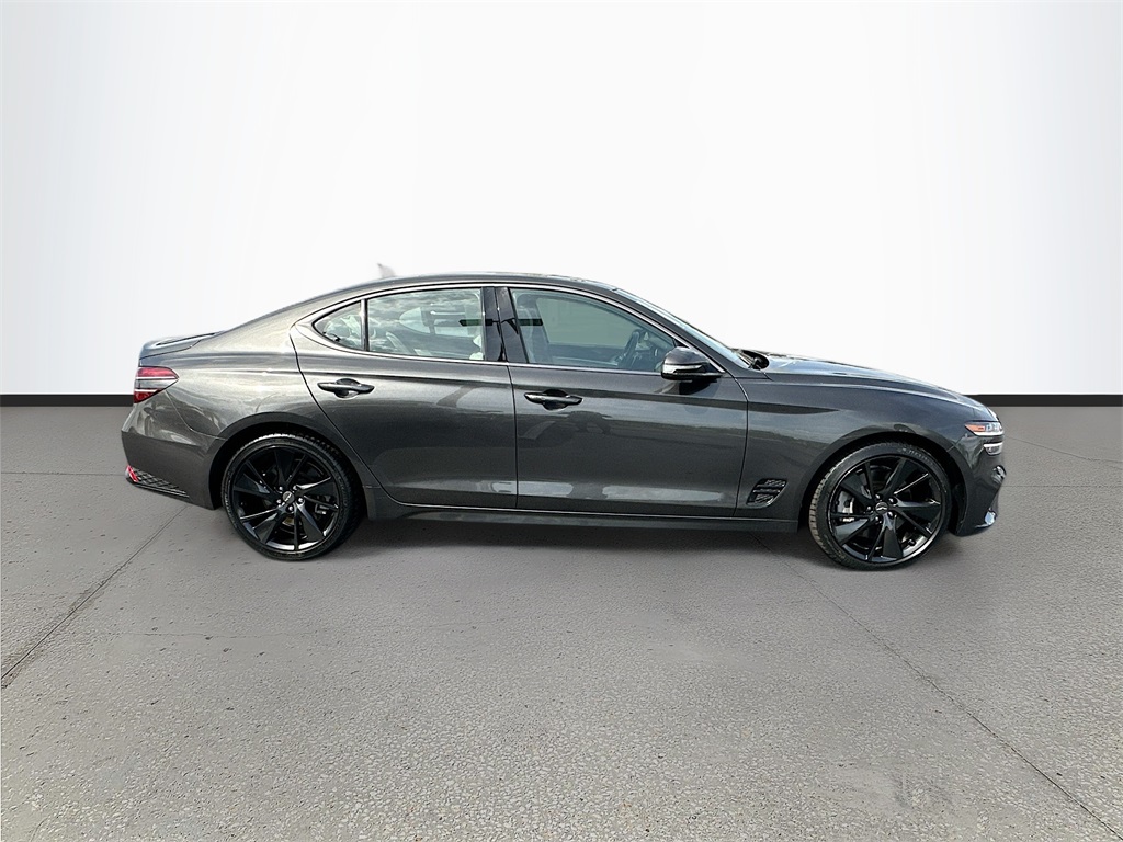 2023 Genesis G70 Advanced 3.3T Sport Prestige photo 8