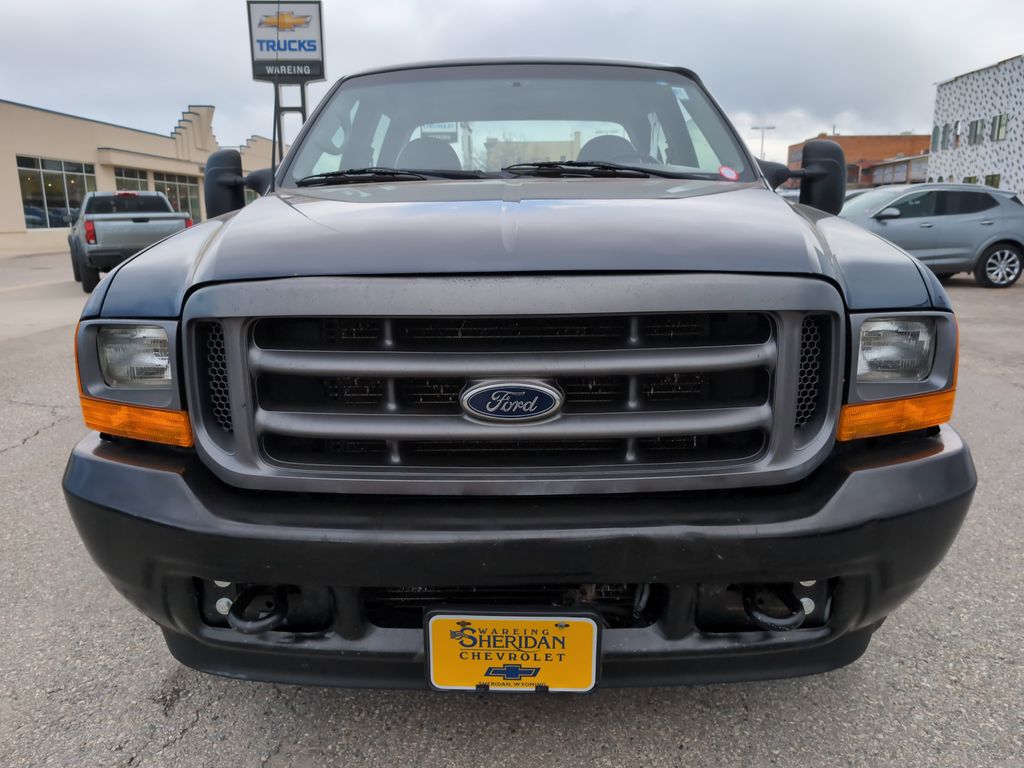 2001 Ford F-350 XL photo 2