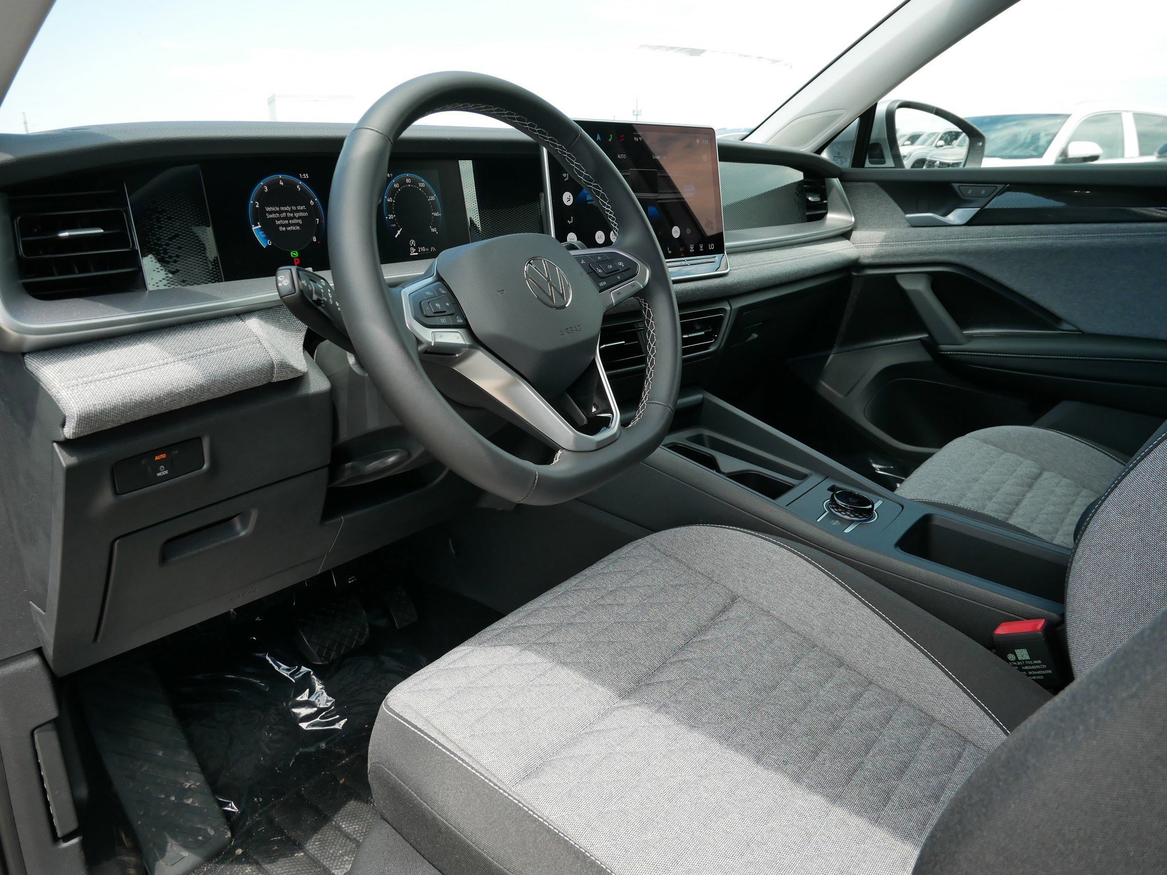 2025 Volkswagen Tiguan S photo 3
