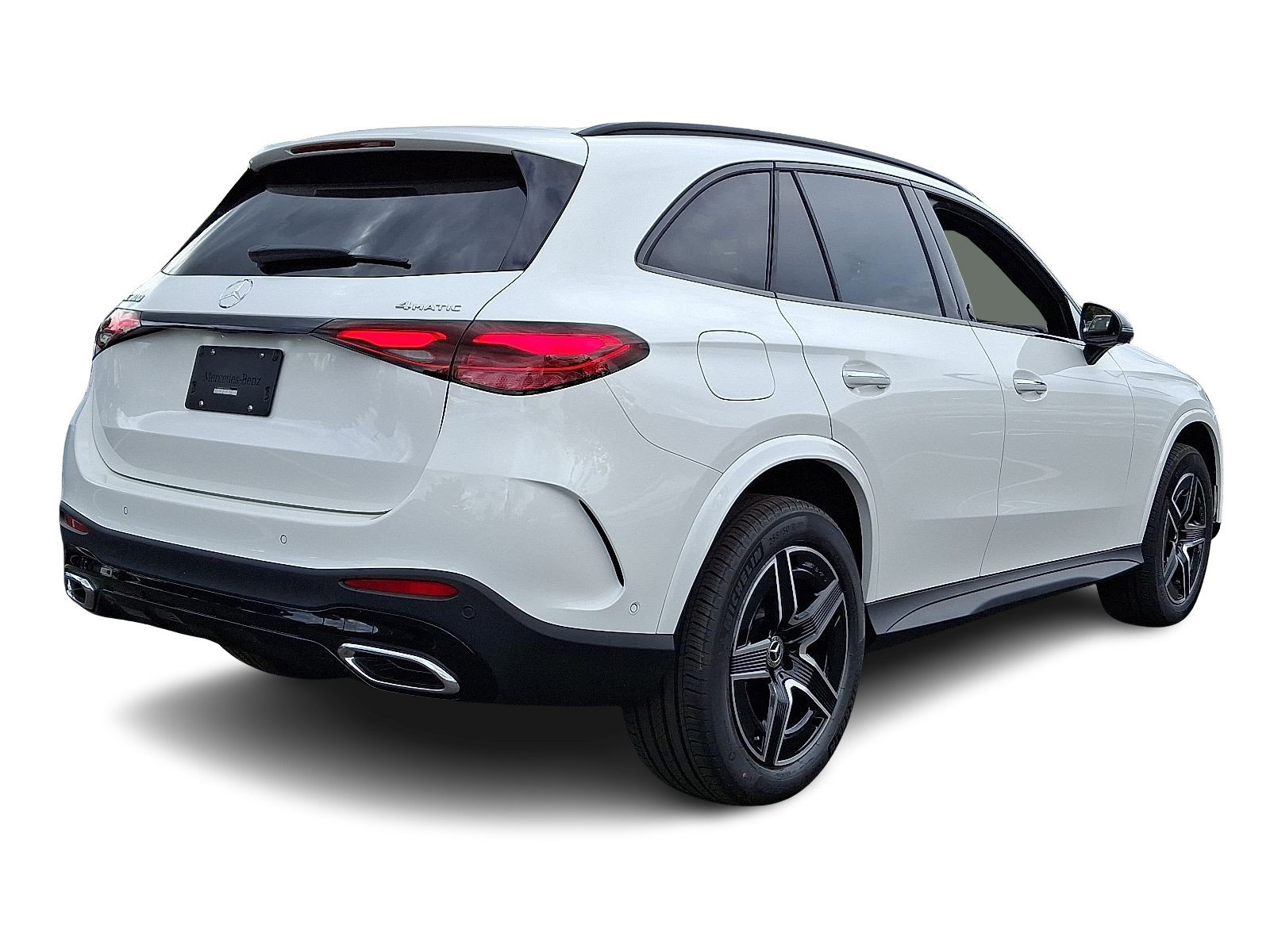 2026 Mercedes Benz GLC 300 4MATIC photo 2