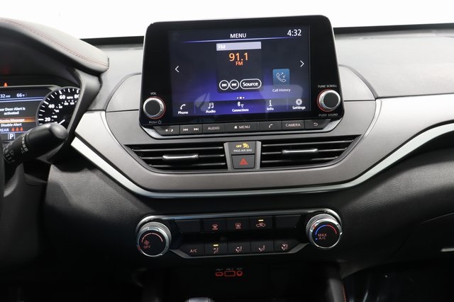 2024 Nissan Altima 2.5 SR photo 19