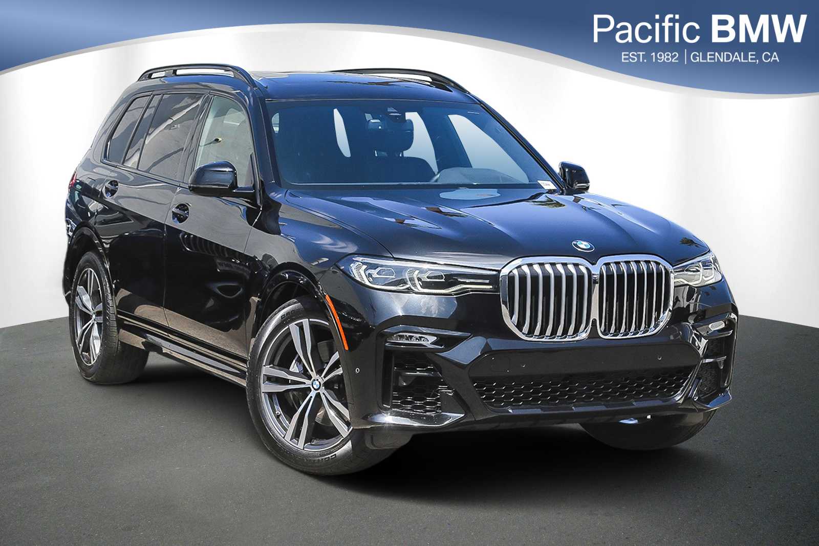 2022 BMW X7 40i's photo