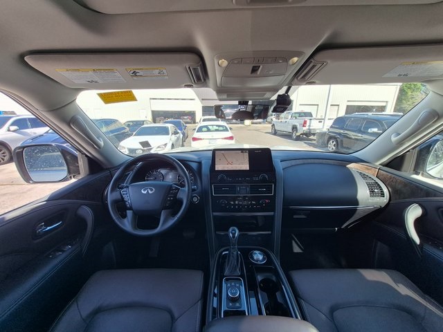 2024 Infiniti QX80 Premium Select photo 9
