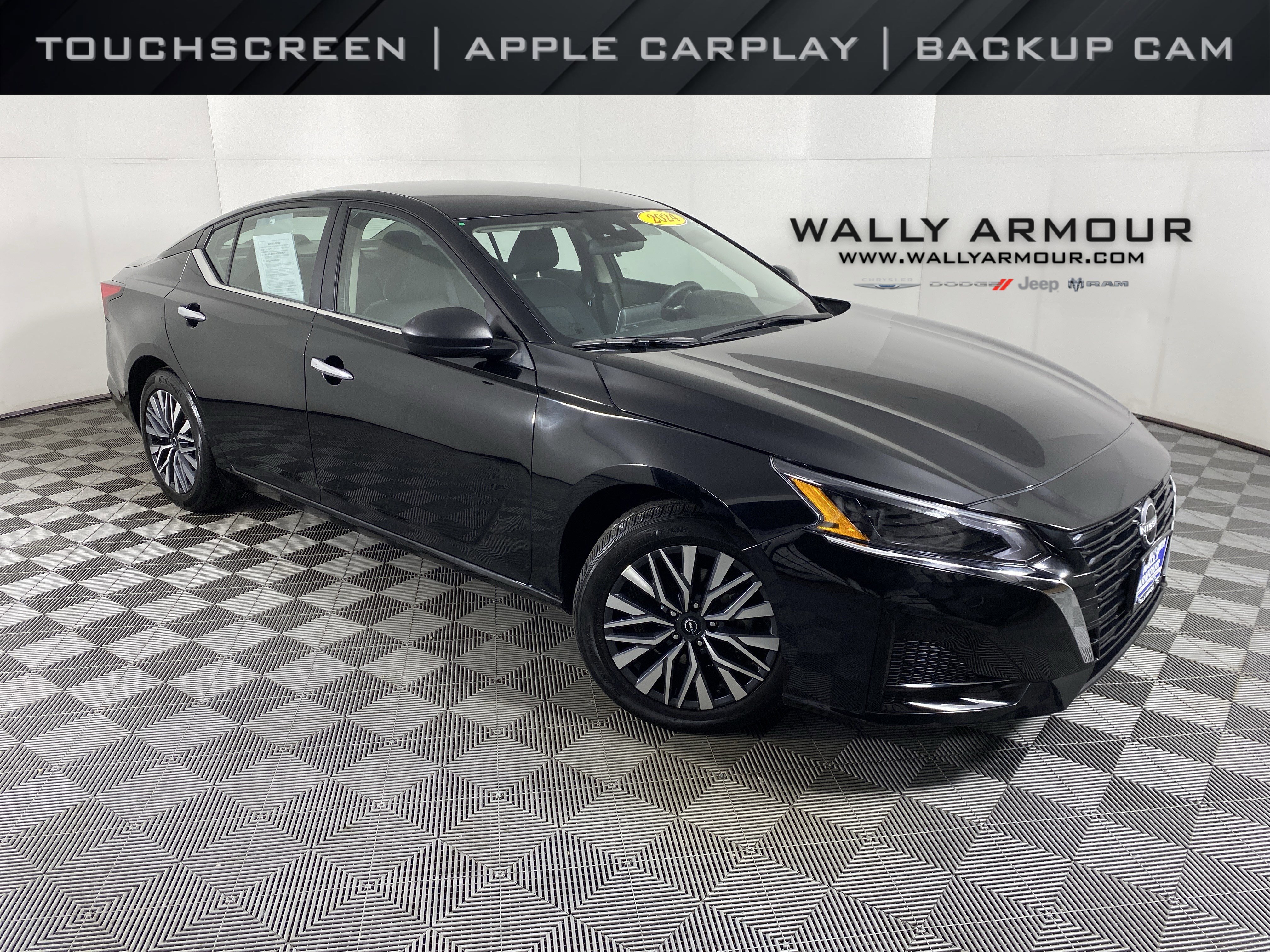 2024 Nissan Altima SV's photo