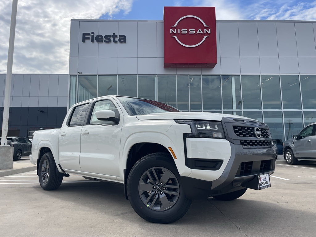 2026 Nissan Frontier SV's photo