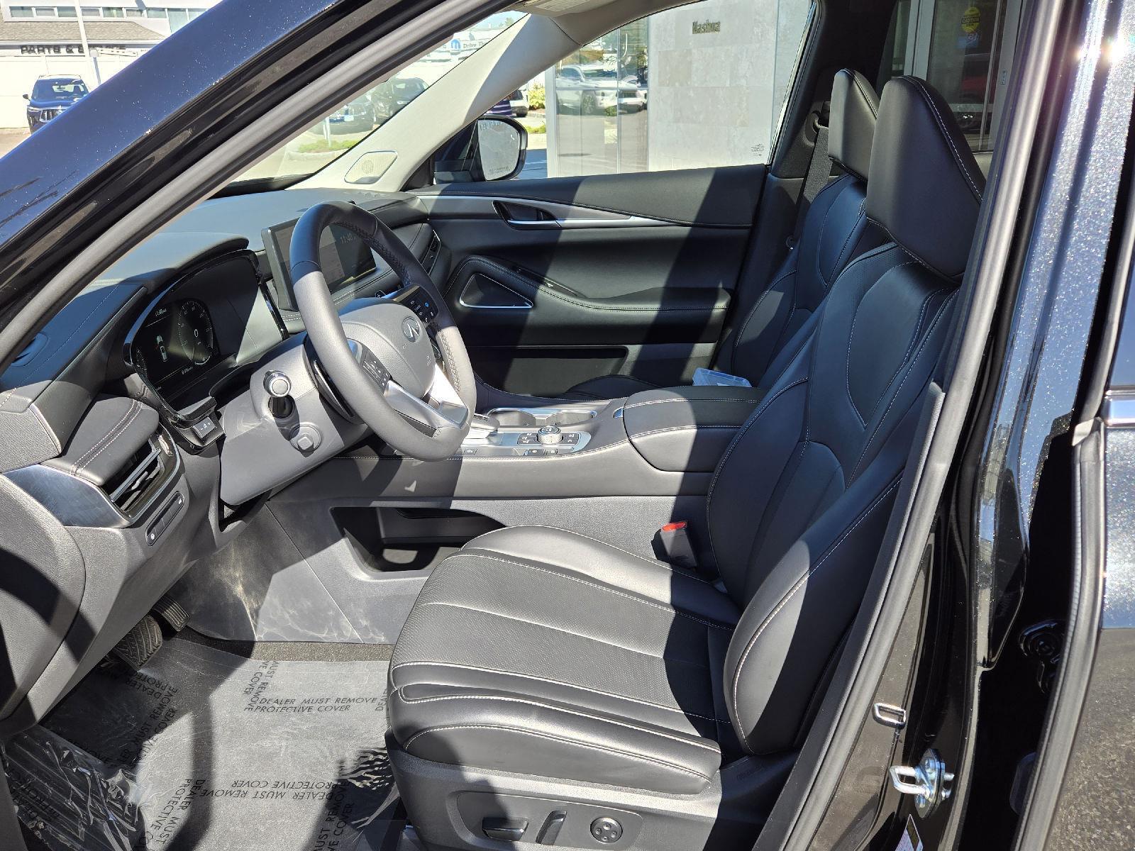 2025 Infiniti QX60 Luxe photo 3
