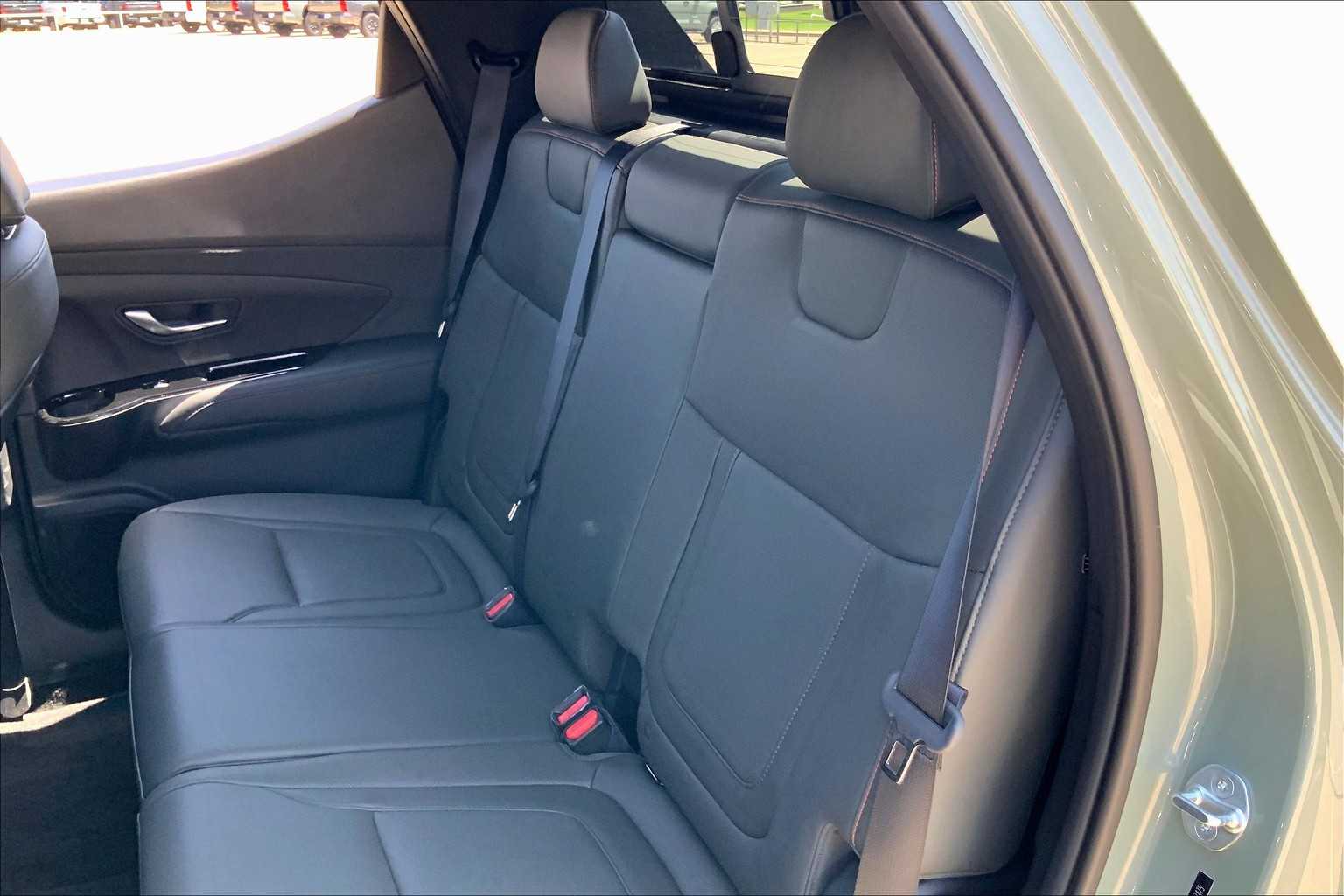 2024 Hyundai Santa Cruz Limited photo 18