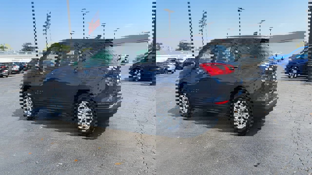 2018 Chevrolet Equinox LS photo 6