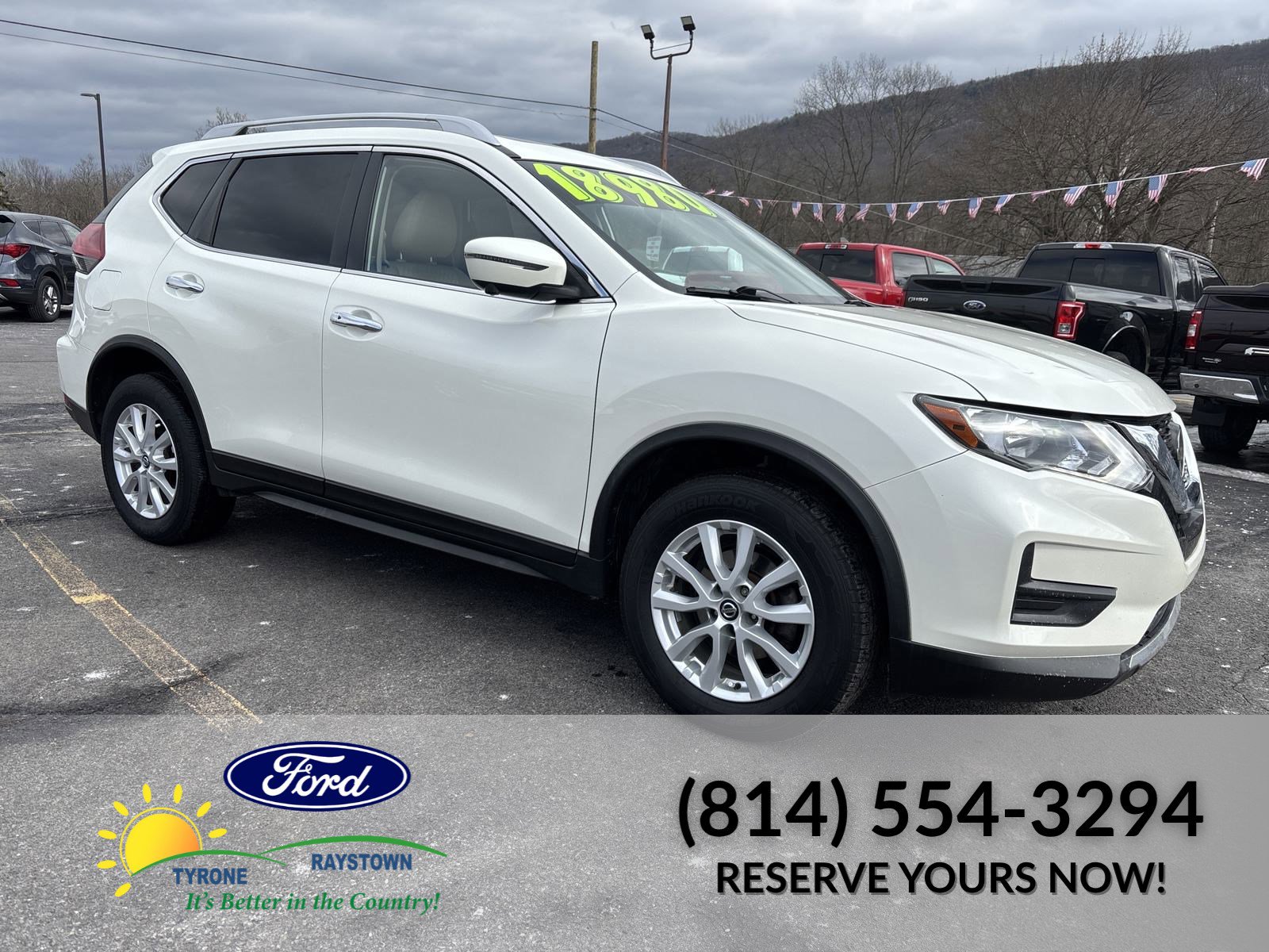 Used 2018 Nissan Rogue SV with VIN JN8AT2MV5JW344732 for sale in Tyrone, PA
