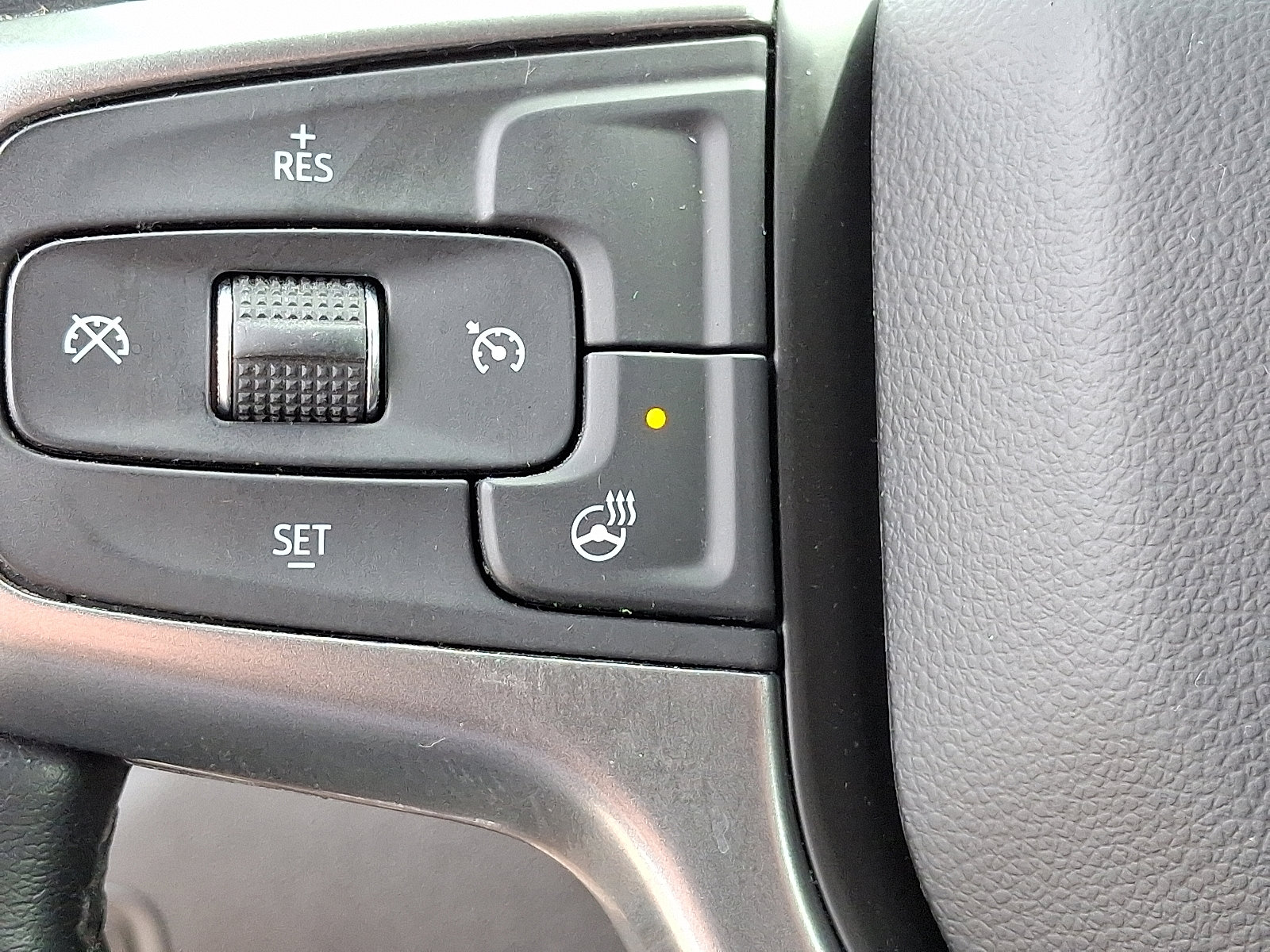 2021 Chevrolet Silverado 1500 LT photo 24