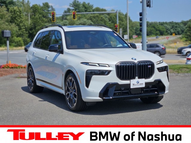 2025 BMW X7 M60i