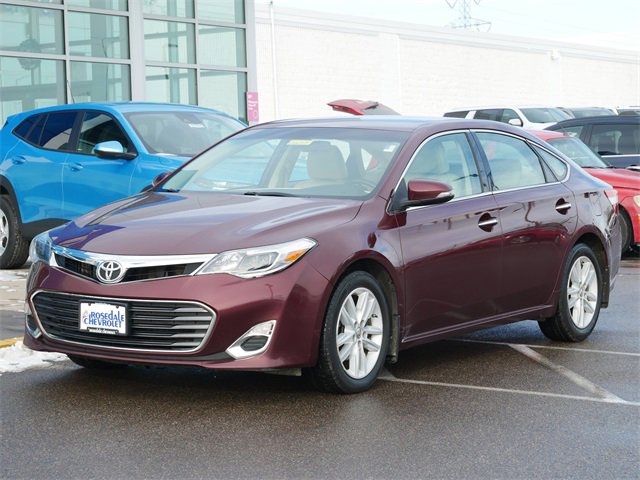 Used 2013 Toyota Avalon XLE with VIN 4T1BK1EB0DU046313 for sale in Roseville, Minnesota