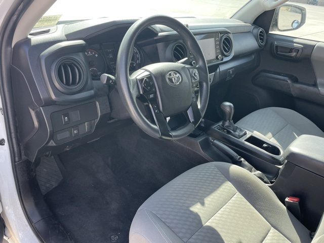 2022 Toyota Tacoma SR5 photo 9