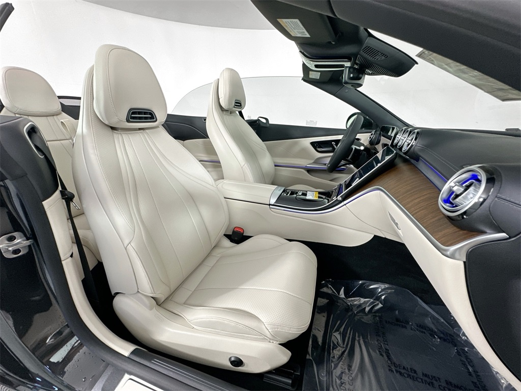 2026 Mercedes Benz CLE 300 4MATIC Cabriolet photo 26