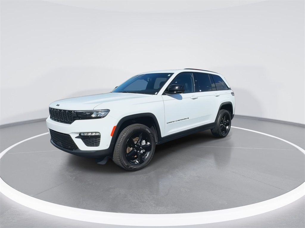 2024 Jeep Grand Cherokee Limited photo 4
