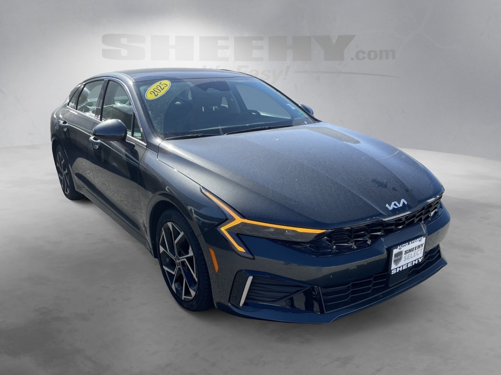2025 Kia K5 EX photo 2