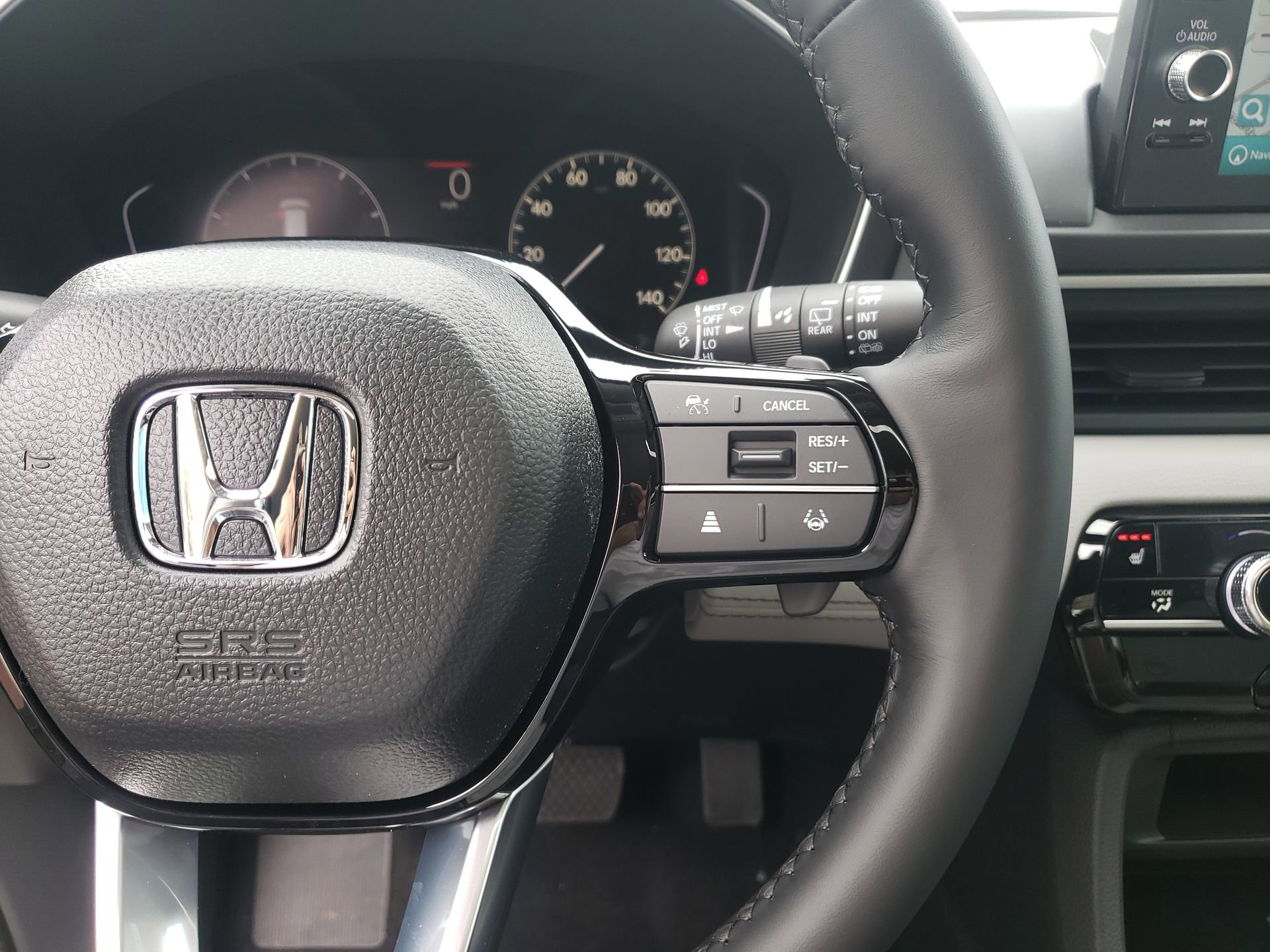 2025 Honda Pilot Touring photo 29