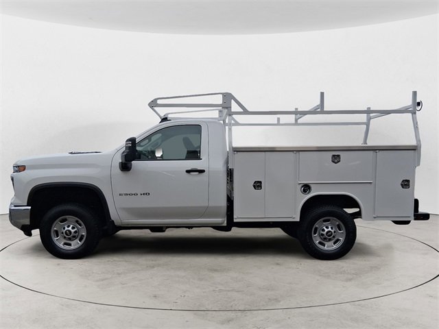 2025 Chevrolet Silverado 2500HD photo 2