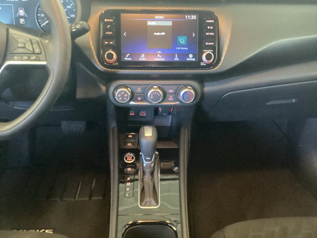 2023 Nissan Kicks SV photo 11