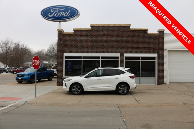2024 Ford Escape ST-Line's photo