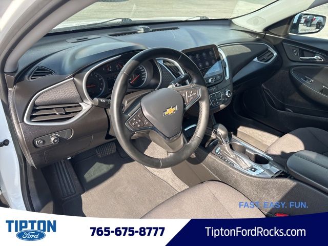 2023 Chevrolet Malibu 1LT photo 4