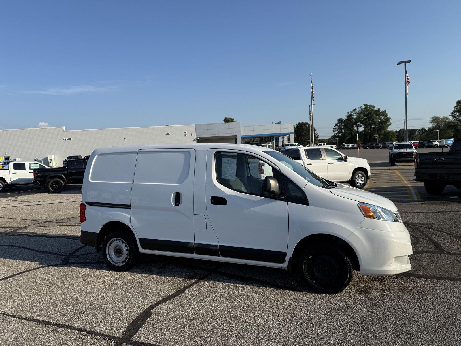 2020 Nissan NV200 S photo 4