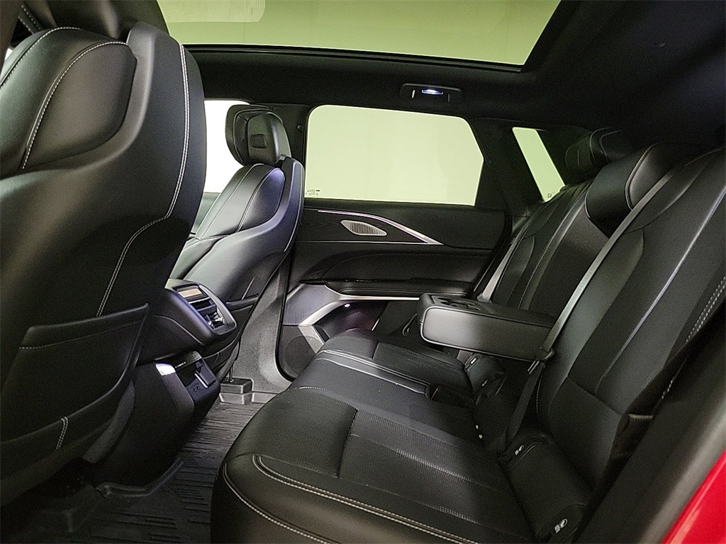 2024 CADILLAC LYRIQ - Image 13