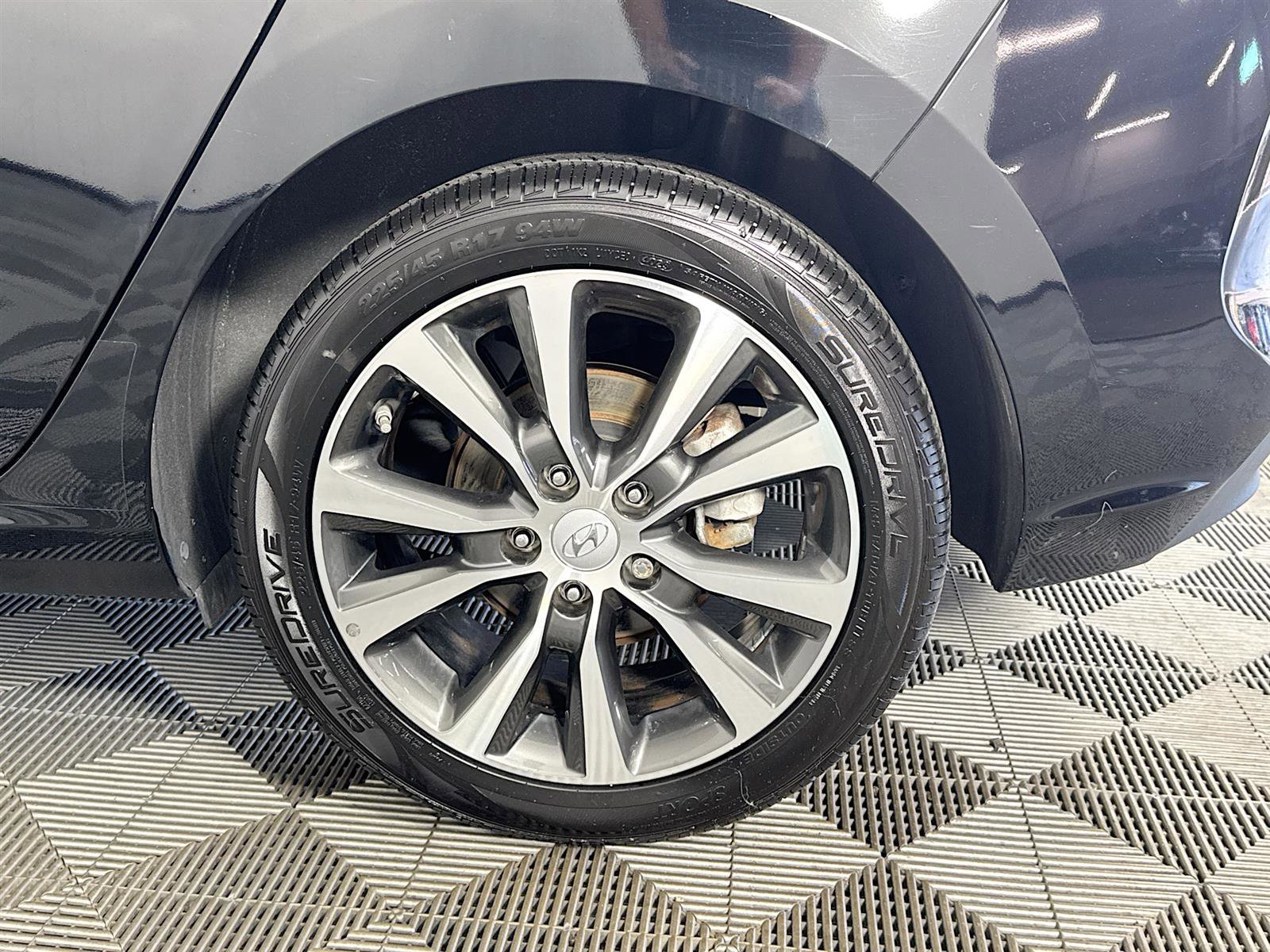 2020 Hyundai Elantra GT Base photo 28