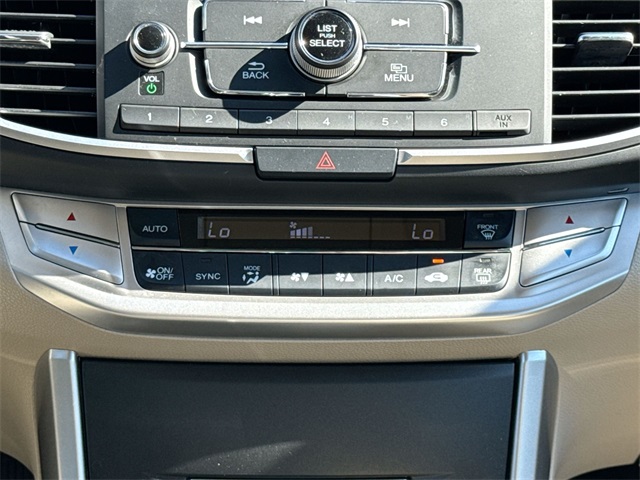 2015 Honda Accord LX photo 26