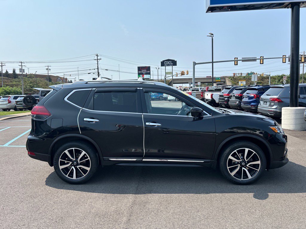 2020 Nissan Rogue SL photo 2
