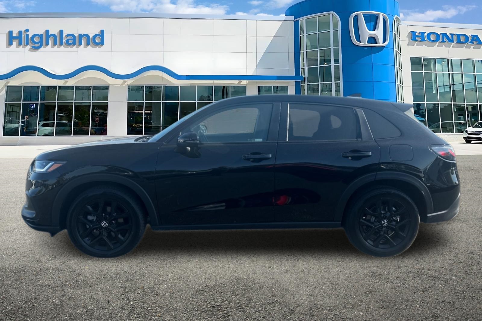 2023 Honda HR-V Sport photo 2