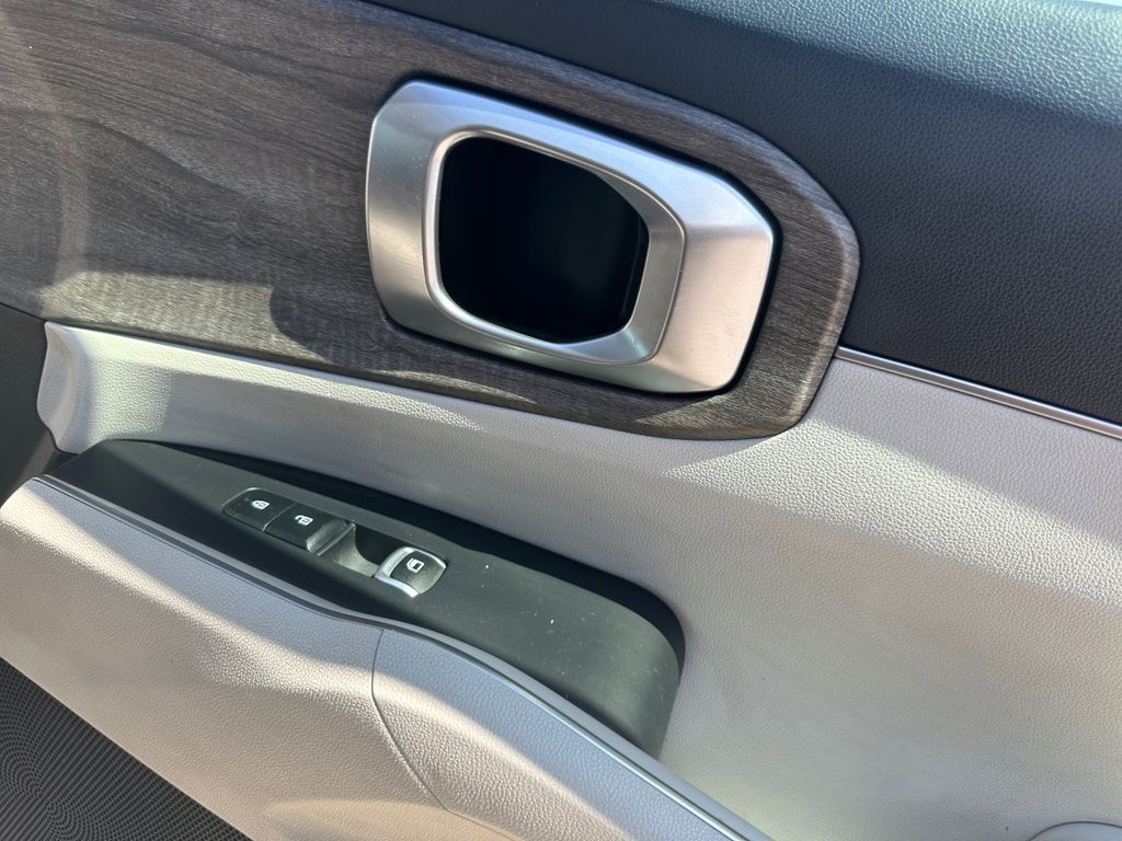 2021 Kia Sorento EX photo 13