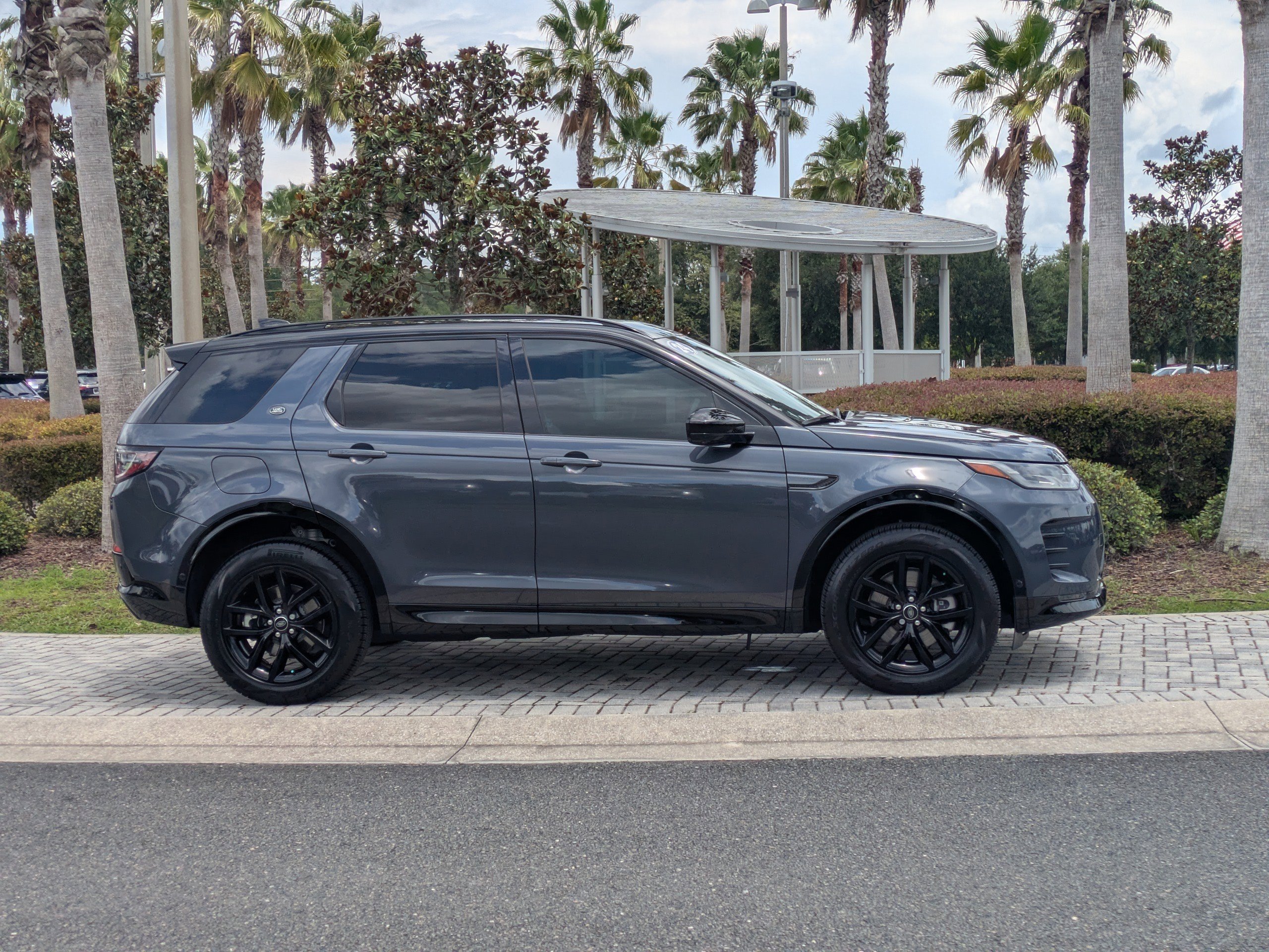 2024 Land Rover Discovery Sport Dynamic SE photo 5