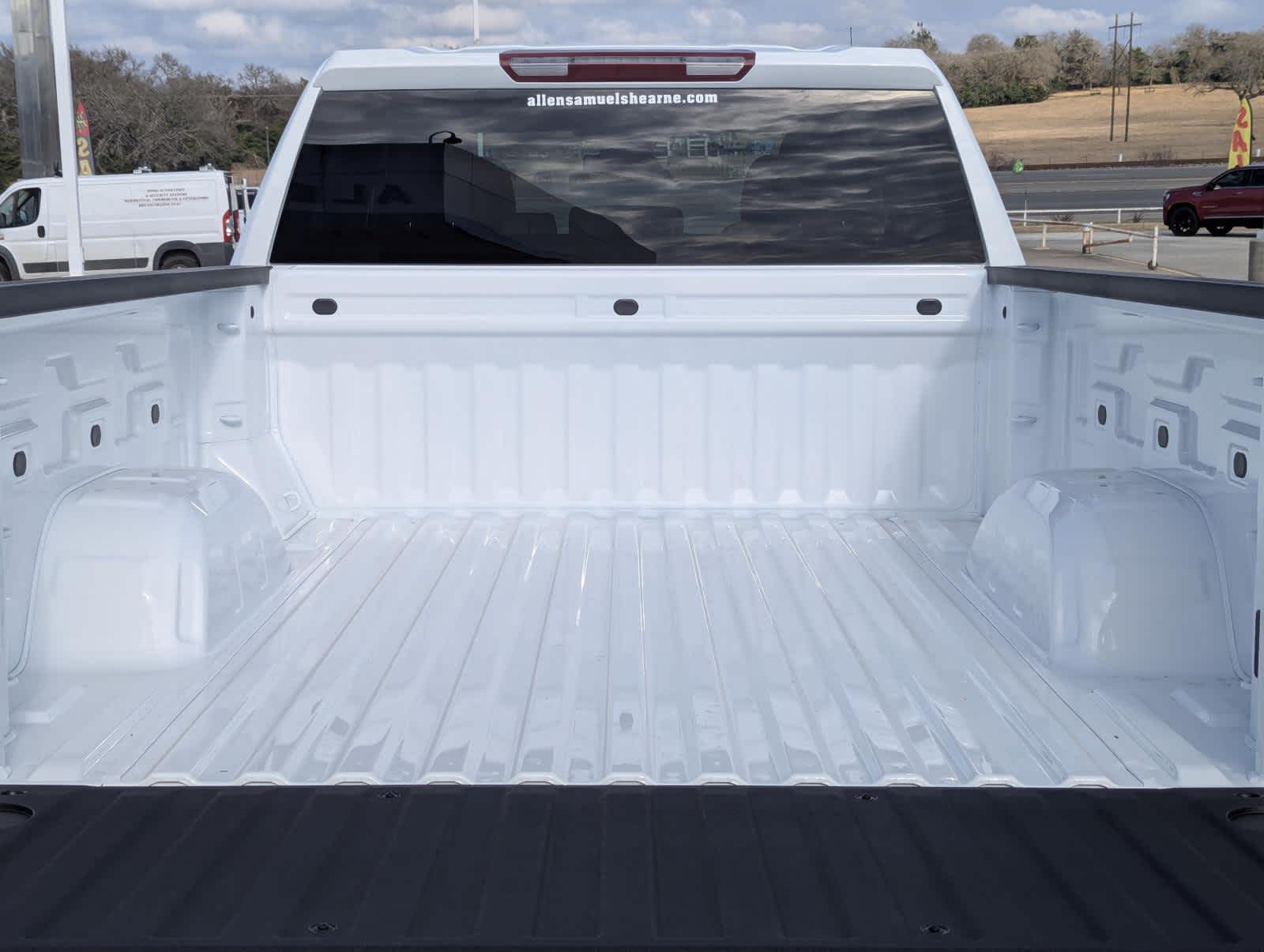 2025 Chevrolet Silverado 1500 photo 7